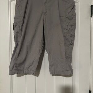 Lee Gray Women's Capris
